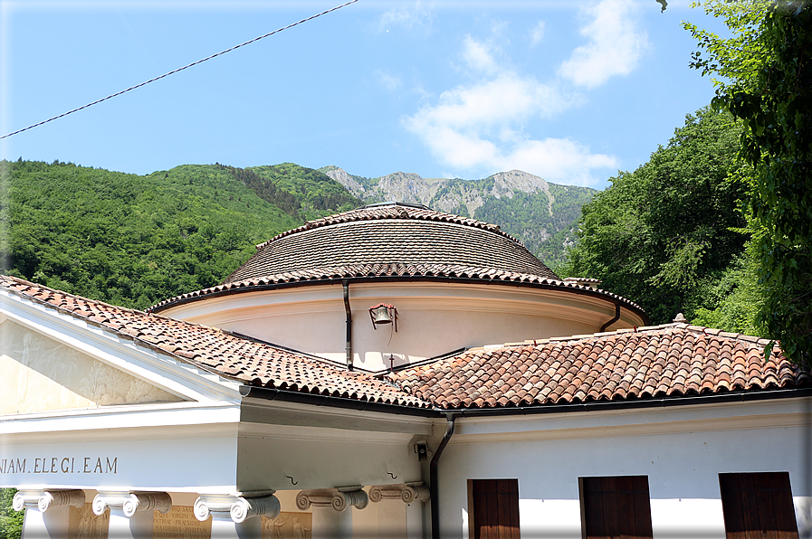 foto Santuario del Covolo